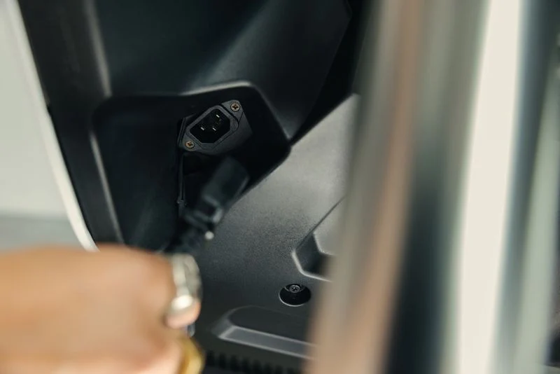 2025 Zero FXE White - Image 3