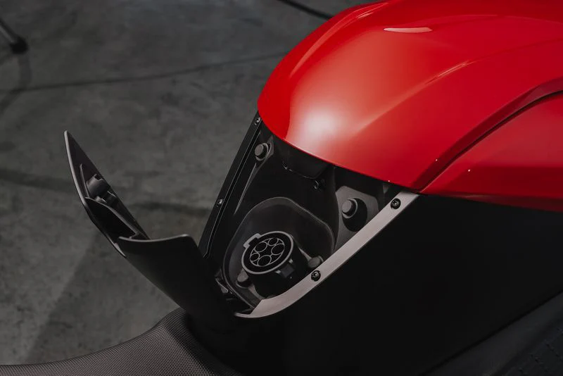 2025 Zero SRF Thermal Black / Red - Image 3